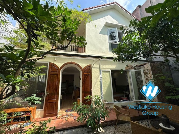 Garden house for rent in Long Bien near French international school.